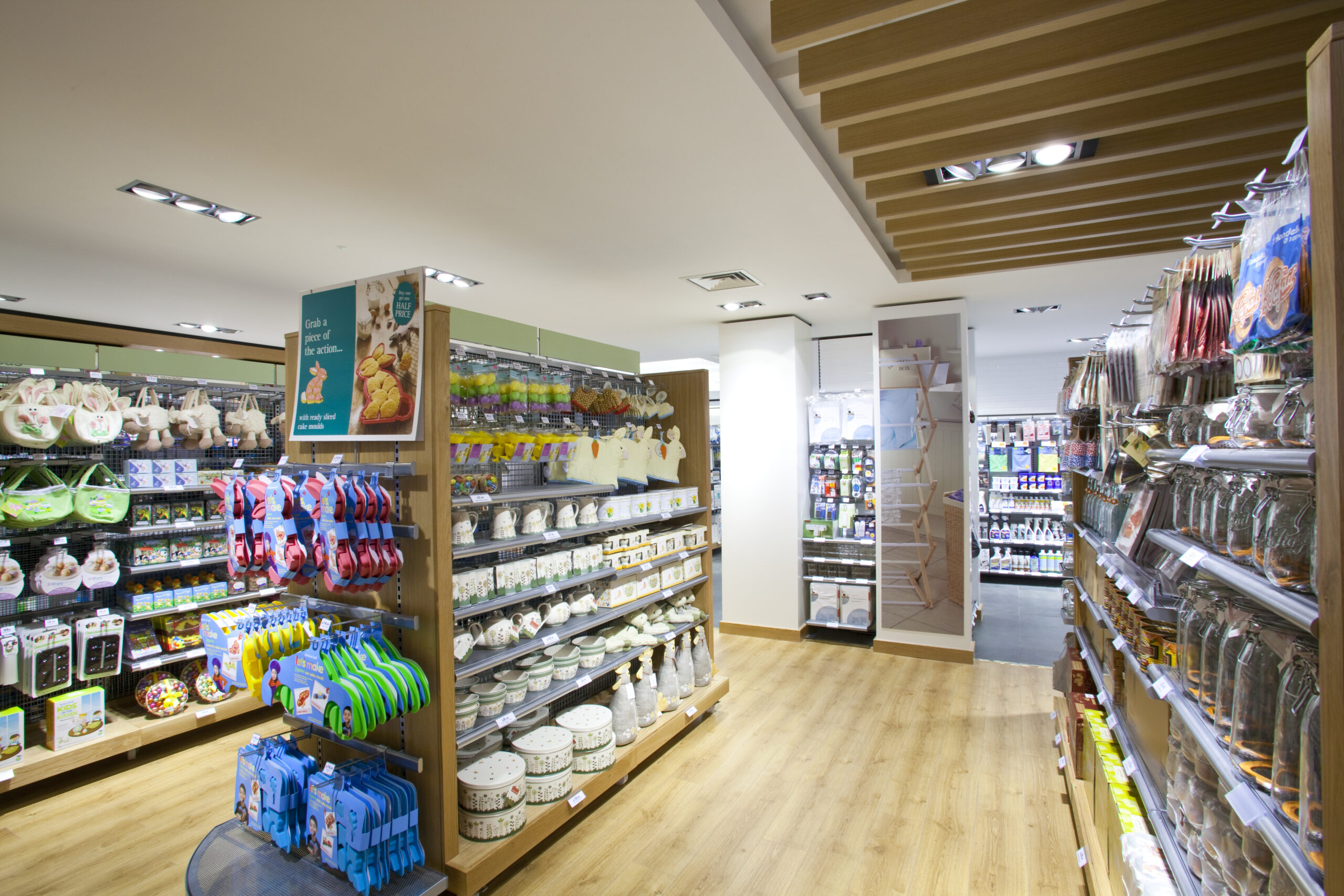 Display Racks & Rails