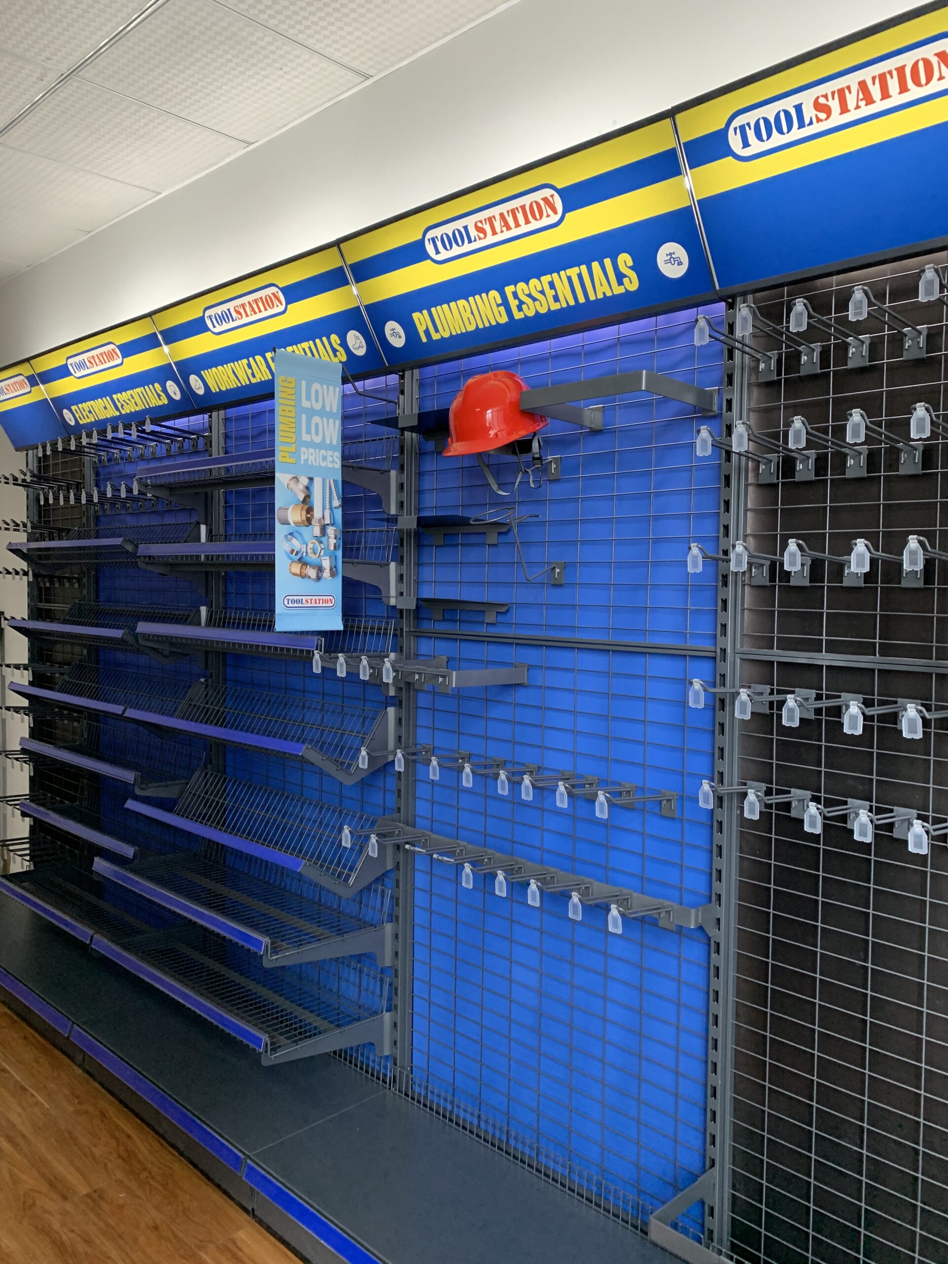 Gridwall wall bay example