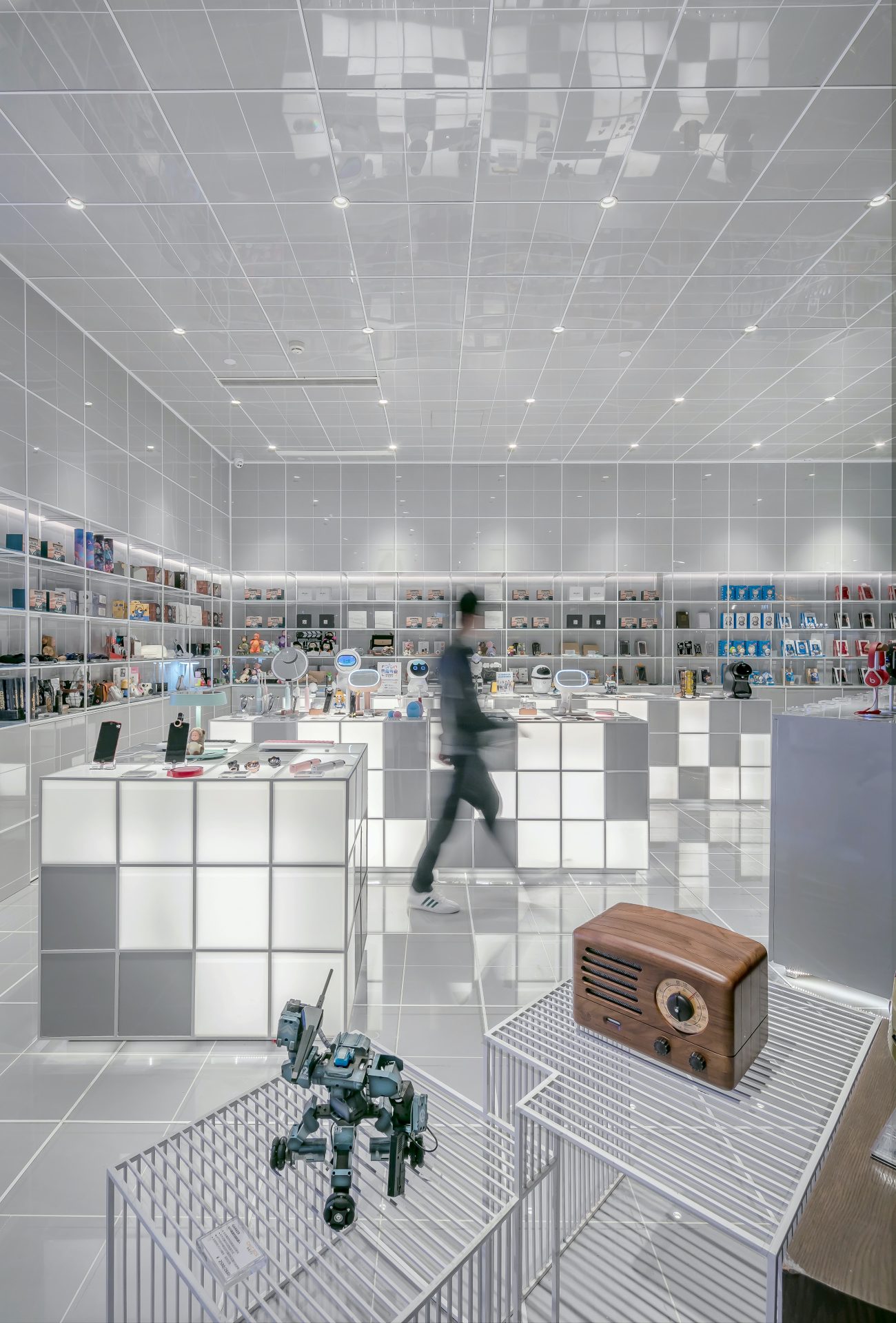 glass shelving units 